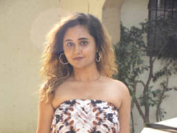 Photos: Rashami Desai snapped at Kromakay salon in Juhu