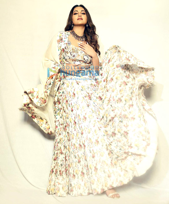 sonakshi sinha 2 70