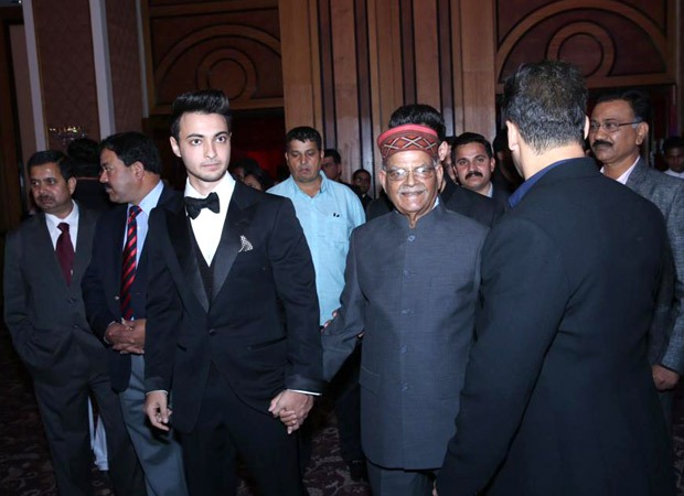 Aayush Sharma's grandfather and ex telecom minister Pandit Sukh Ram Sharma hospitalized