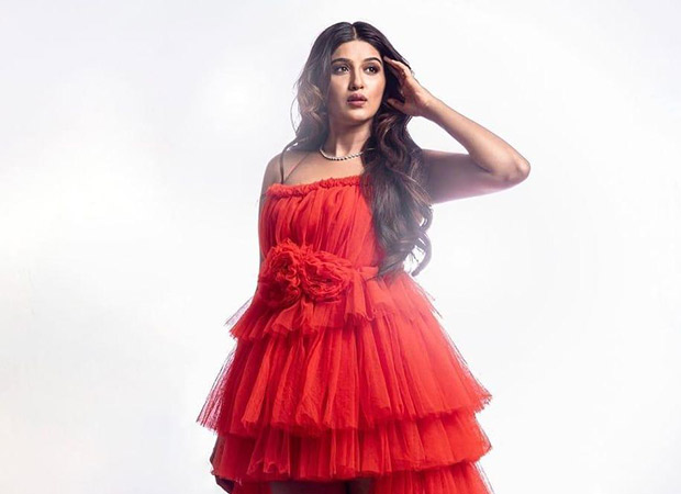 "I am gonna miss my set," says actress Nimrit Ahluwalia after quitting the show Choti Sarrdaarni