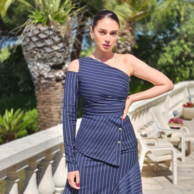 Aditi Rao Hydari is a style queen in stripe one shoulder top and asymmetrical skirt Cannes 2022