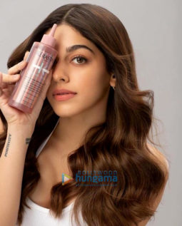 Celebrity Photos of Alaya F