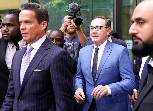 House of Cards actor Kevin Spacey, accused of multiple sexual assault charges, granted unconditional bail by London court House of Cards actor Kevin Spacey, accused of multiple sexual assault charges, granted unconditional bail by London court