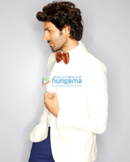 Celeb Photos Of Kartik Aaryan