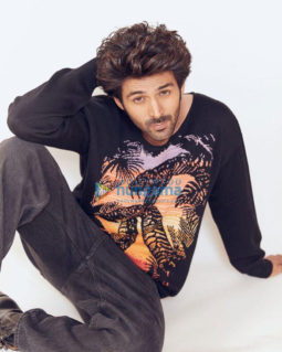 Celebrity Photos of Kartik Aaryan