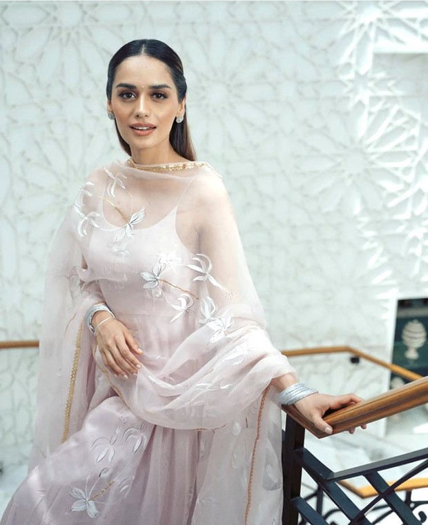 Manushi Chillar looks elegant in pink hand painted pink kurta set as she decks up for Samrat Prithiviraj promotions