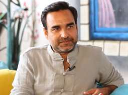 Pankaj Tripathi on getting standing ovation at IIFA 2022: “Log chup nahin ho rahe the, main hath…”