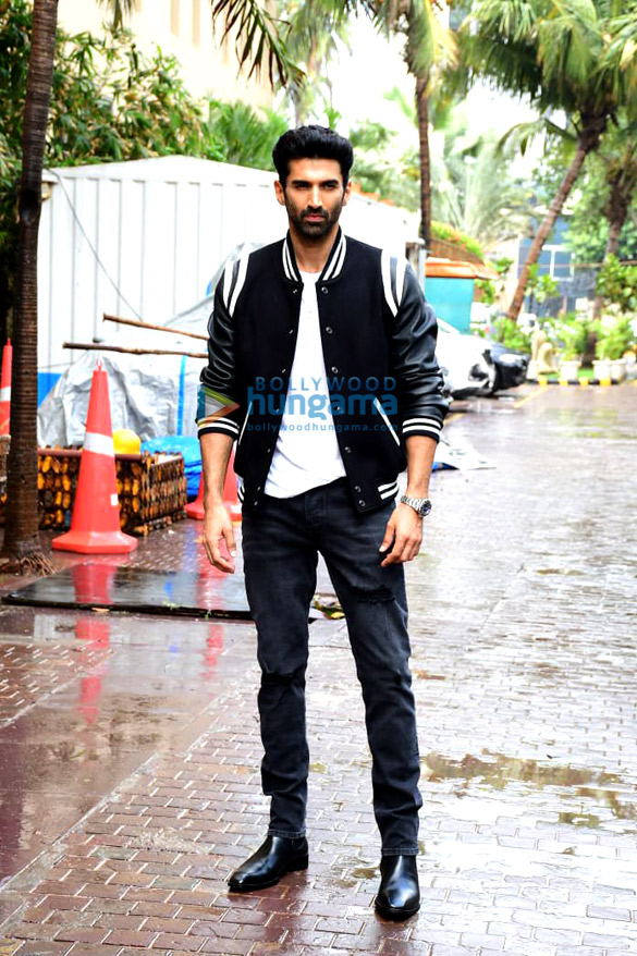 Photos Aditya Roy Kapur Snapped During The Promotions Of Rashtra