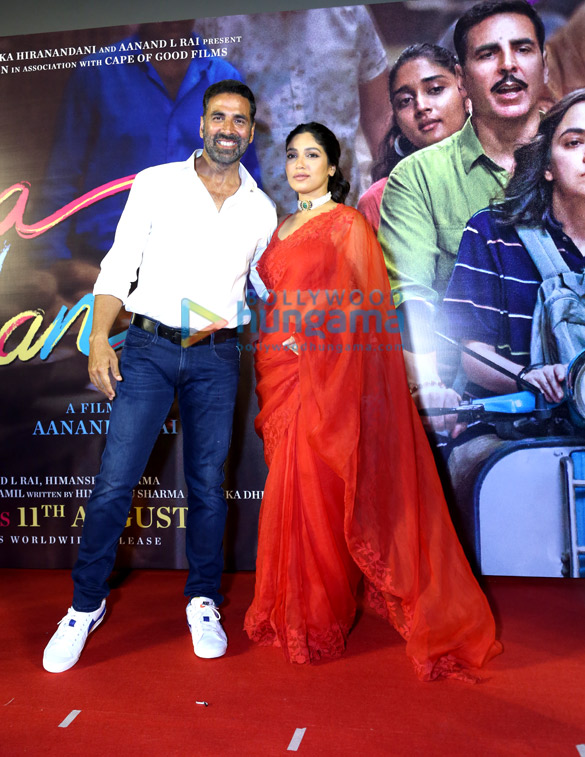 photos akshay kumar bhumi pednekar and raksha bandhan team snapped at trailer launch at delite cinema in delhi 2