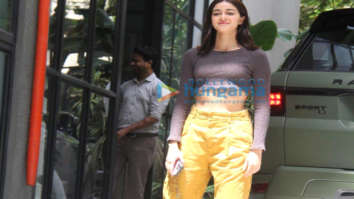 Photos: Ananya Panday snapped at Maddock Films’ office in Santacruz