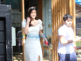 Photos: Ananya Pandey and Shanaya Kapoor spotted at Mizu in Bandra