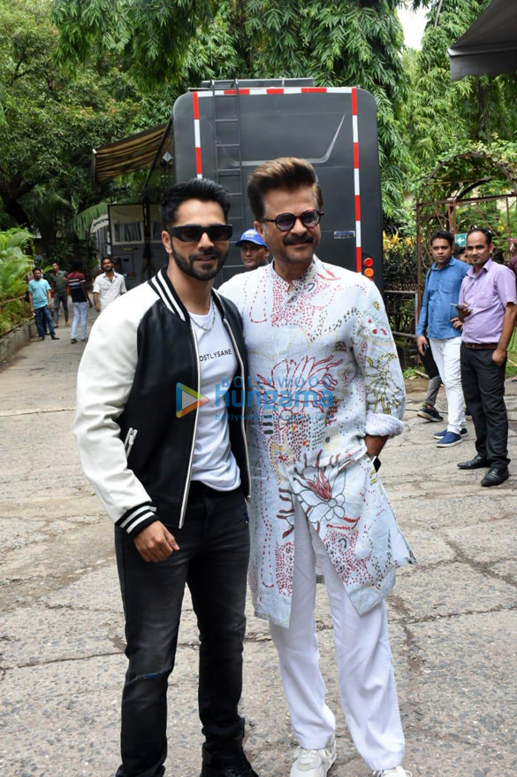 photos anil kapoor kiara advani mouni roy and others snapped on sets of did lil masters to promote his film jugjugg jeeyo 4