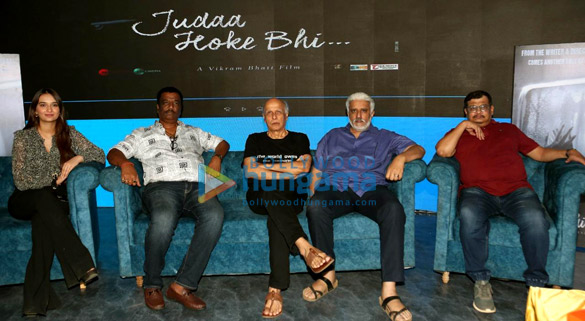 photos celebs grace the press conference for the film judaa hoke bhi 2