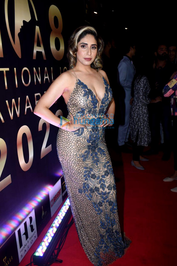 Photos Celebs grace the red carpet of The International Iconic Awards 2022 (3)