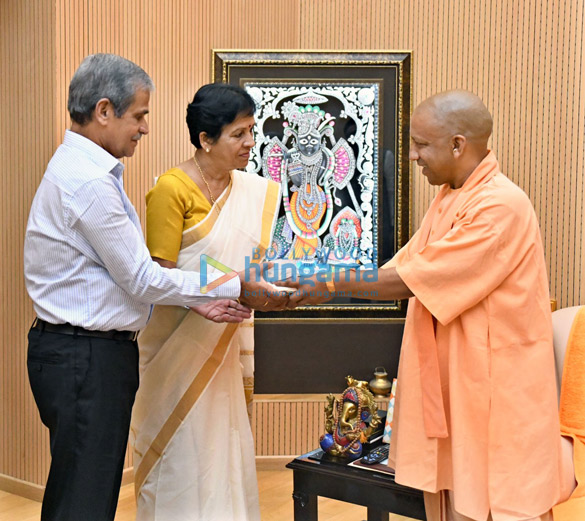 photos chief minister of up yogi adityanath meet the team of major 2