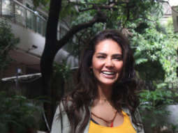 Photos: Esha Gupta and Mira Kapoor spotted outside a clinic in Santacruz