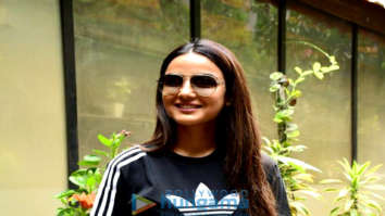 Photos: Jasmin Bhasin and Randeep Hooda snapped in Andheri