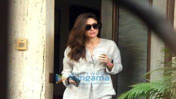 Photos: Kareena Kapoor Khan spotted in Bandra