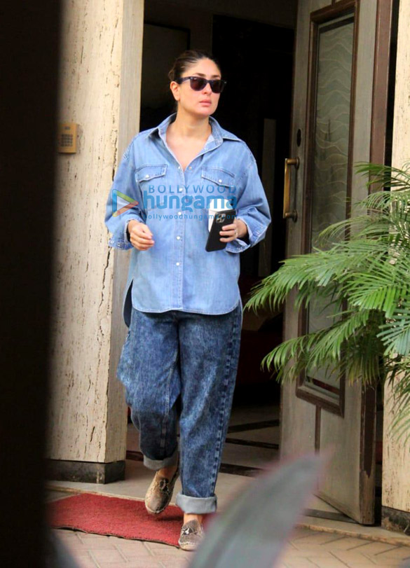 photos kareena kapoor khan spotted in bandra 3 43
