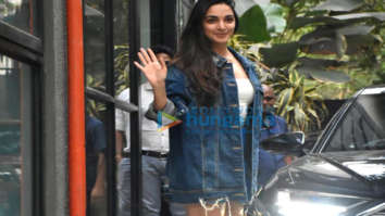 Photos: Kiara Advani snapped at Maddock Films’ office