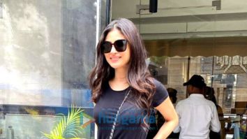Photos: Mouni Roy spotted in Bandra