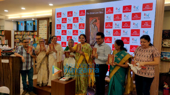Photos: Shabana Azmi graces the launch of the book The Oldest Love Story at Title Waves in Bandra Photos: Shabana Azmi graces the launch of the book The Oldest Love Story at Title Waves in Bandra
