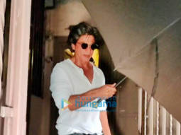 Photos: Shah Rukh Khan spotted at a dubbing studio in Bandra