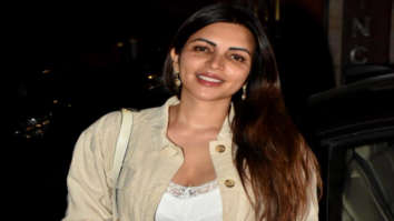 Photos: Shama Sikander and Abhimanyu Dassani snapped at Farmers’ Cafe