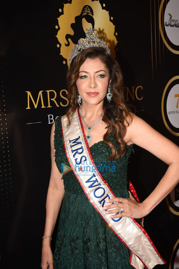 Photos Soha Ali Khan, Vivek Oberoi, Mohammad Azharuddin, and others snapped at the grand finale of Mrs. India World (2)