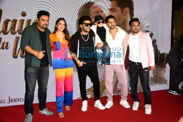 Photos: Varun Dhawan, Kiara Advani and Guru Randhawa grace the launch of the track ‘Nain Ta Heera’ from their film Jugjugg Jeeyo Photos: Varun Dhawan, Kiara Advani and Guru Randhawa grace the launch of the track ‘Nain Ta Heera’ from their film Jugjugg Jeeyo