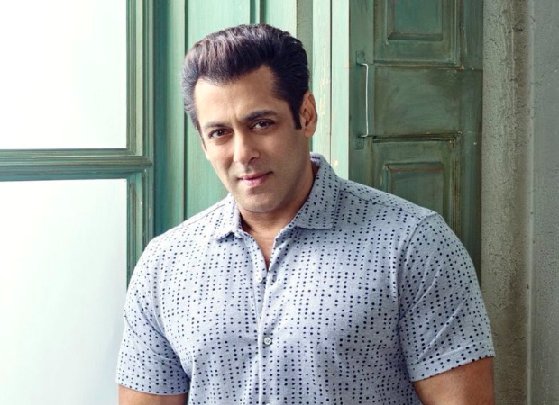 Salman Khan gives statement to police amid threat from gangster - "I have no recent enmity with anyone" Salman Khan gives statement to police amid threat from gangster - "I have no recent enmity with anyone"