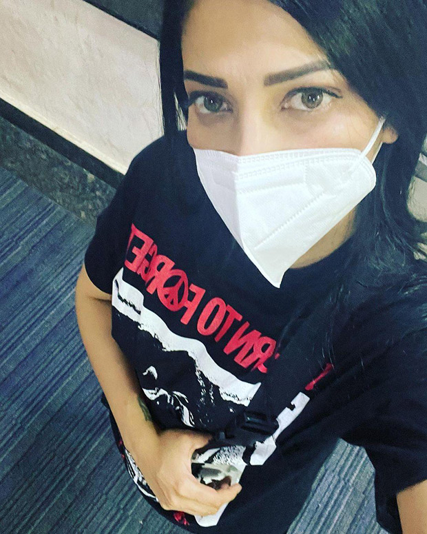 Shruti Haasan says she’s ‘Grateful, sleep deprived’ as she pens a note for fans, shares airport selfie Shruti Haasan says she’s ‘Grateful, sleep deprived’ as she pens a note for fans, shares airport selfie