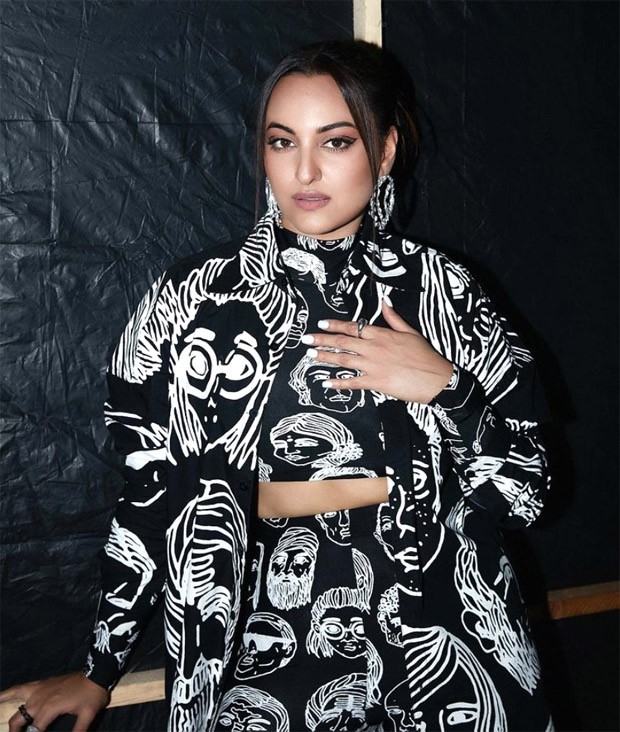 Sonakshi Sinha aces the monotone trend in quirky co-ord set worth ₹17,500 Sonakshi Sinha aces the monotone trend in quirky co-ord set worth ₹17,500