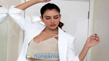 Celebrity Photos of Sonnalli Seygall