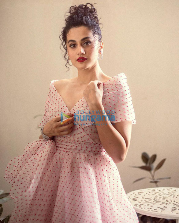 taapsee pannu 9 2