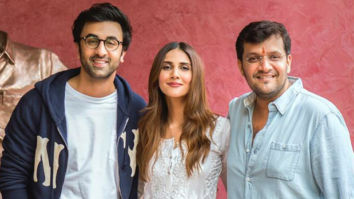 Shamshera director Karan Malhotra opens up on working with Rishi Kapoor and Ranbir Kapoor; says, “They are so different yet so similar”