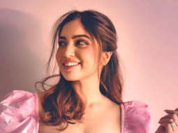 A glimpse of Bhumi Pednekar’s happy birthday with paps