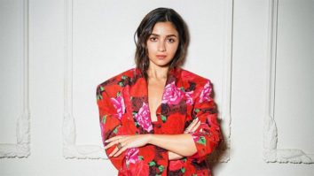 Alia Bhatt: “Girls, aunties, daadi, chachi, all love SRK because…” | Darlings | Jasmeet K | Gaurav V