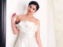 Divya Khosla Kumar gives fairy vibes in white gown