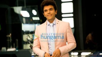 Movie Stills Of The Movie Dr. S – The Legend