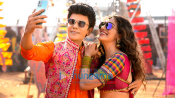 Movie Stills Of The Movie Dr. S – The Legend