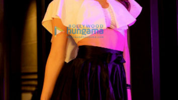 Celeb Photos Of Elli AvrRam