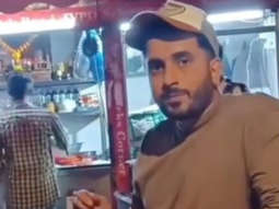 Kartik Aryan and Sunny Singh having late night street food