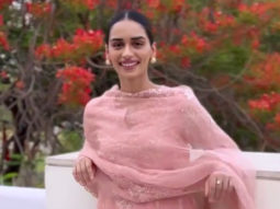 Manushi Chillar looks beautiful in a blush pink salwar