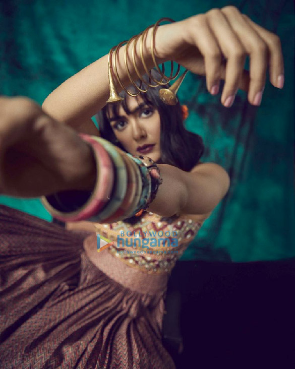 mrunal_thakur 4