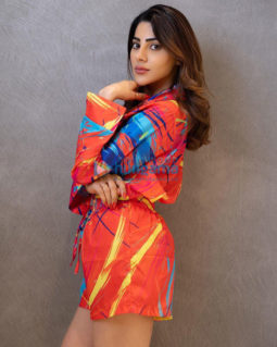 Celebrity wallpapers of Nikki Tamboli