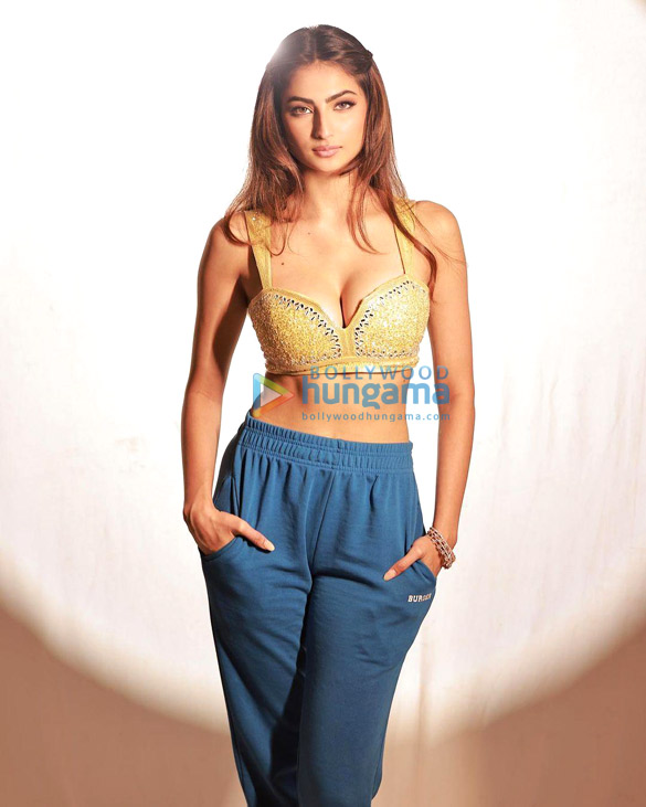 palak tiwari 1 16