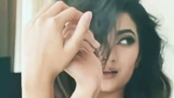 Palak Tiwari looks mesmerizingly hot in black