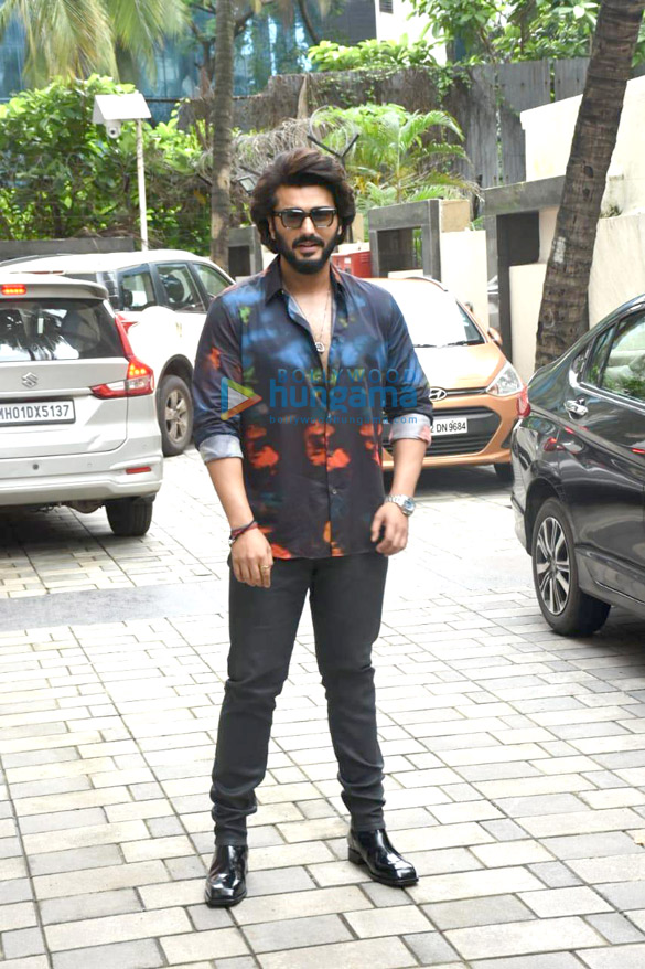 photos arjun kapoor disha patani and tara sutaria snapped promoting their film ek villain returns 7