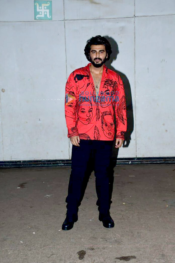 photos arjun kapoor disha patani spotted promoting ek villain returns on sets of superstar singer 3